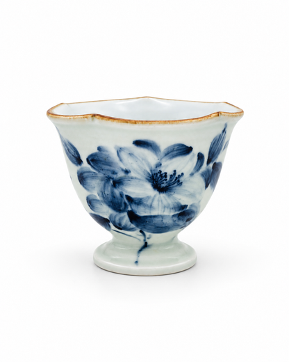 Qing Hua Short Pedestal Cup