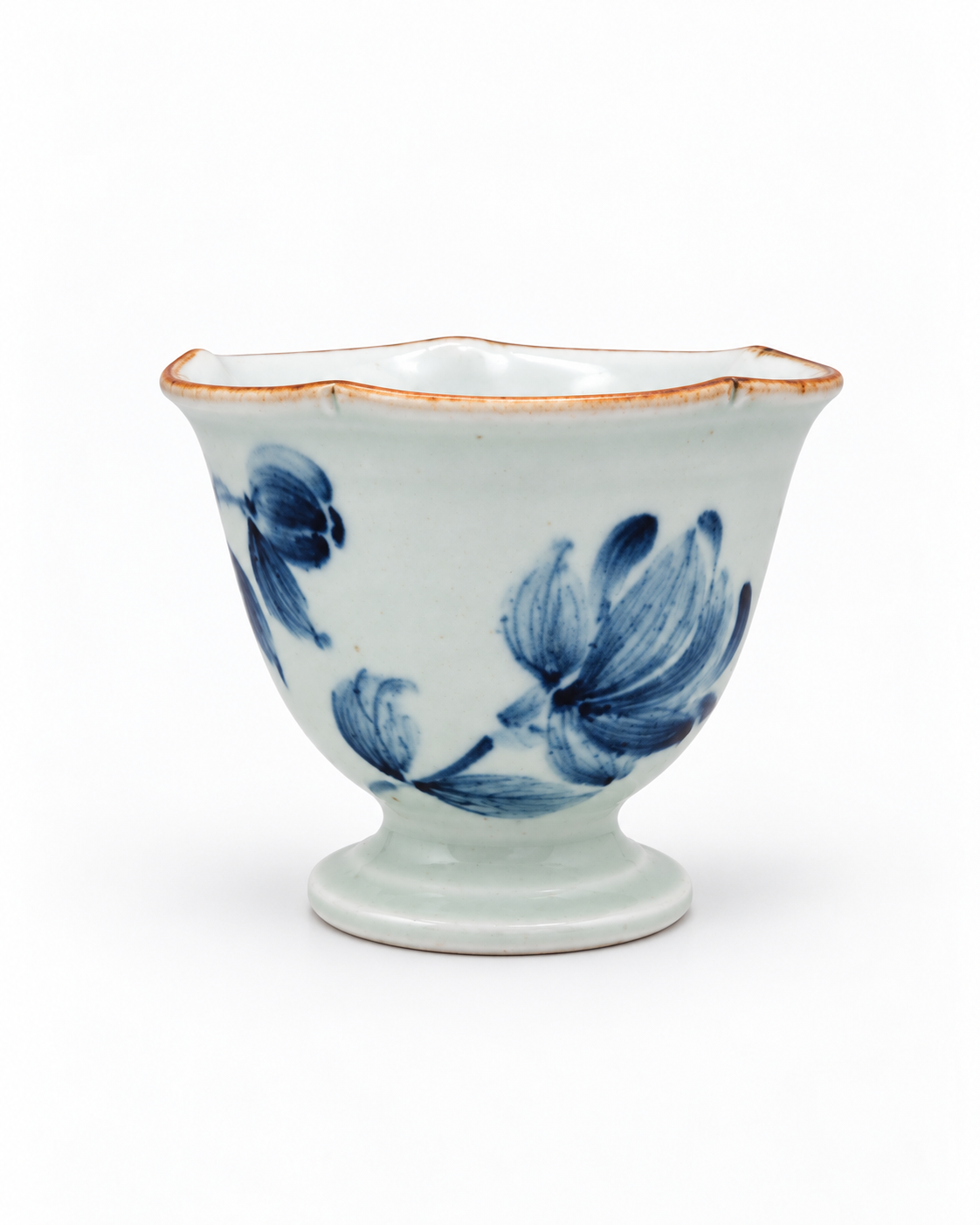 Qing Hua Short Pedestal Cup