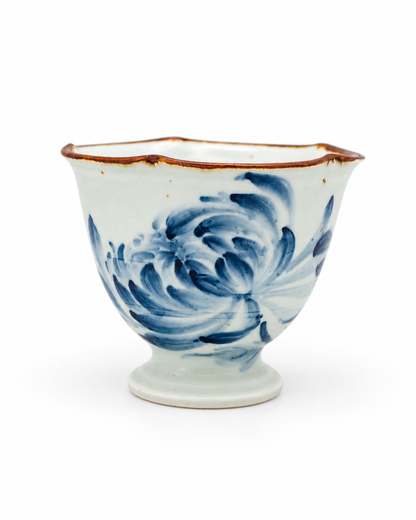 Qing Hua Short Pedestal Cup
