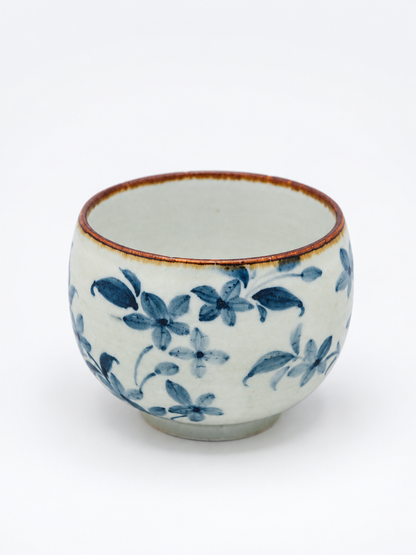 Qing Hua Round Footed Cup