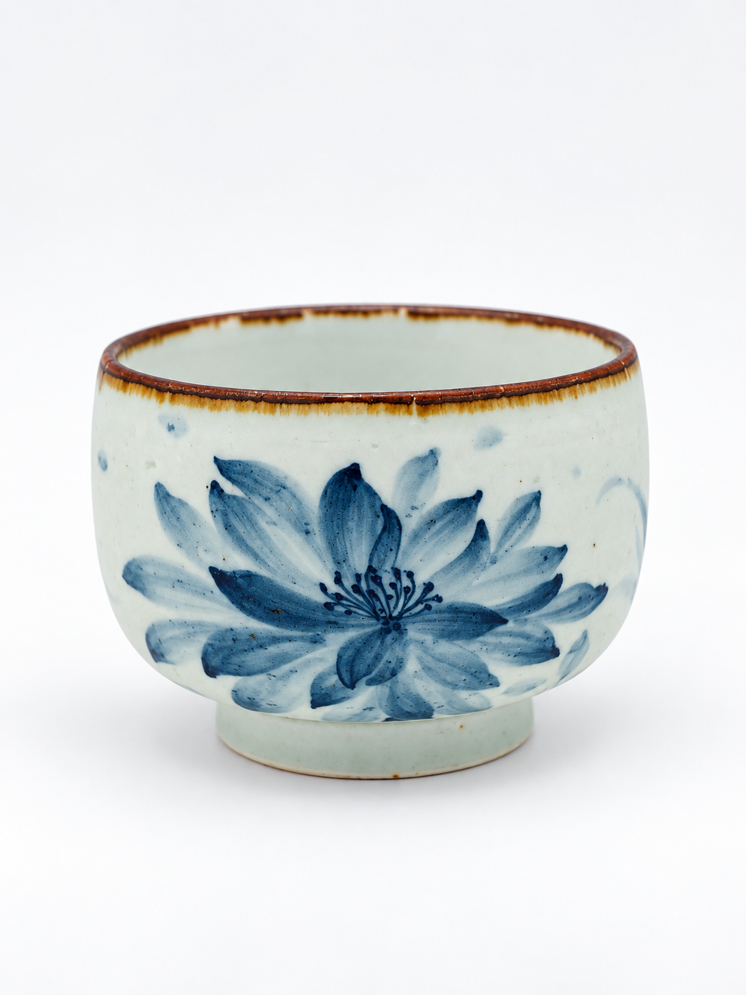 Qing Hua Round Footed Cup
