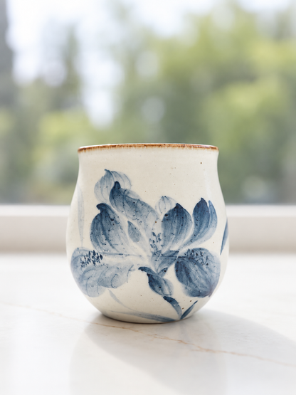 Qing Hua Round-Bellied Cup