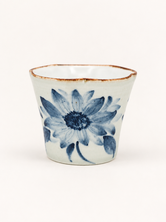 Qing Hua Scalloped Flared-Rim Cup