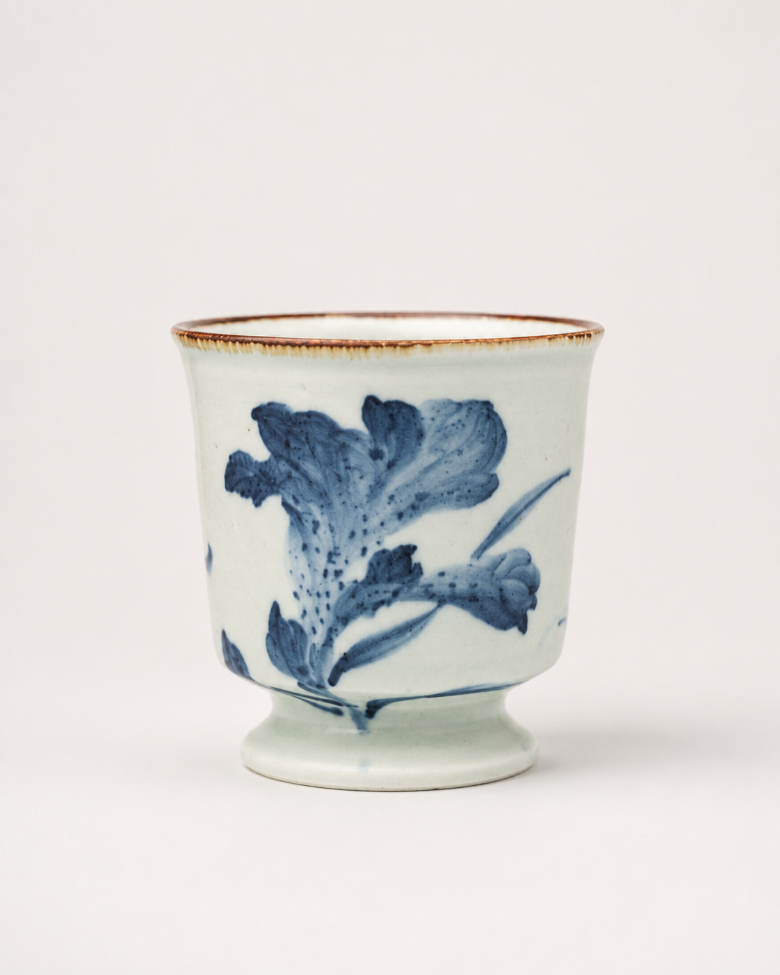 Qing Hua Square Footed Cup